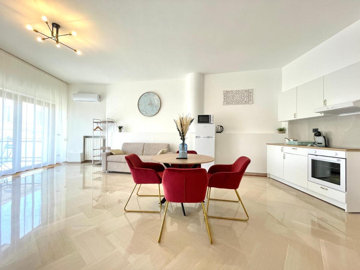 Trani Suite - Moro 10 Exterior foto